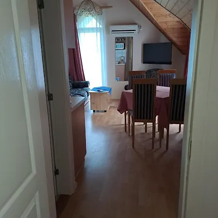 Apartment Alinka Apartmanhaz Balatonlelle