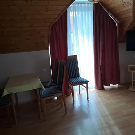 Apartment Alinka Apartmanhaz Balatonlelle
